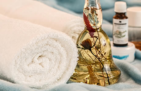 Aromatherapy massage therapy